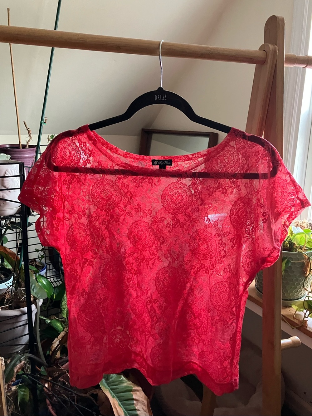 Raspberry Lace Short Sleeve Women's Top - NWOT, size M